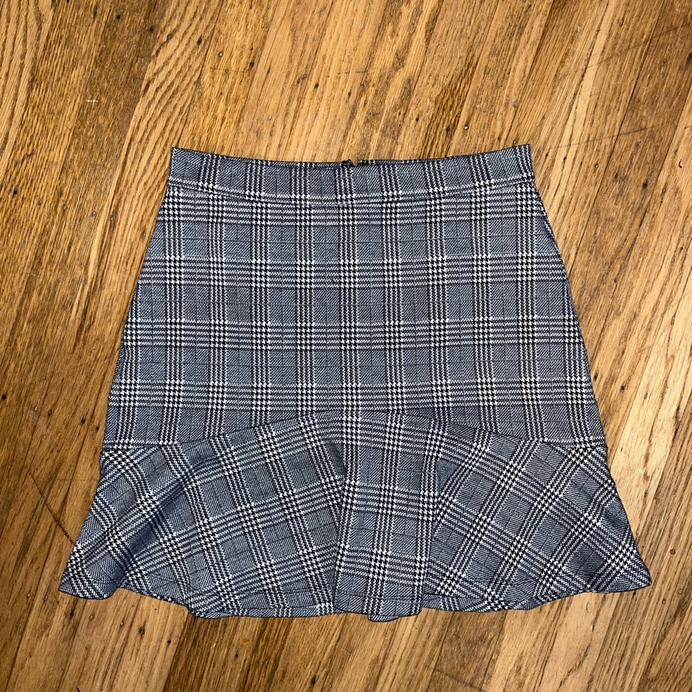 Banana Republic Plaid Gray Women's Skirt Size 4
